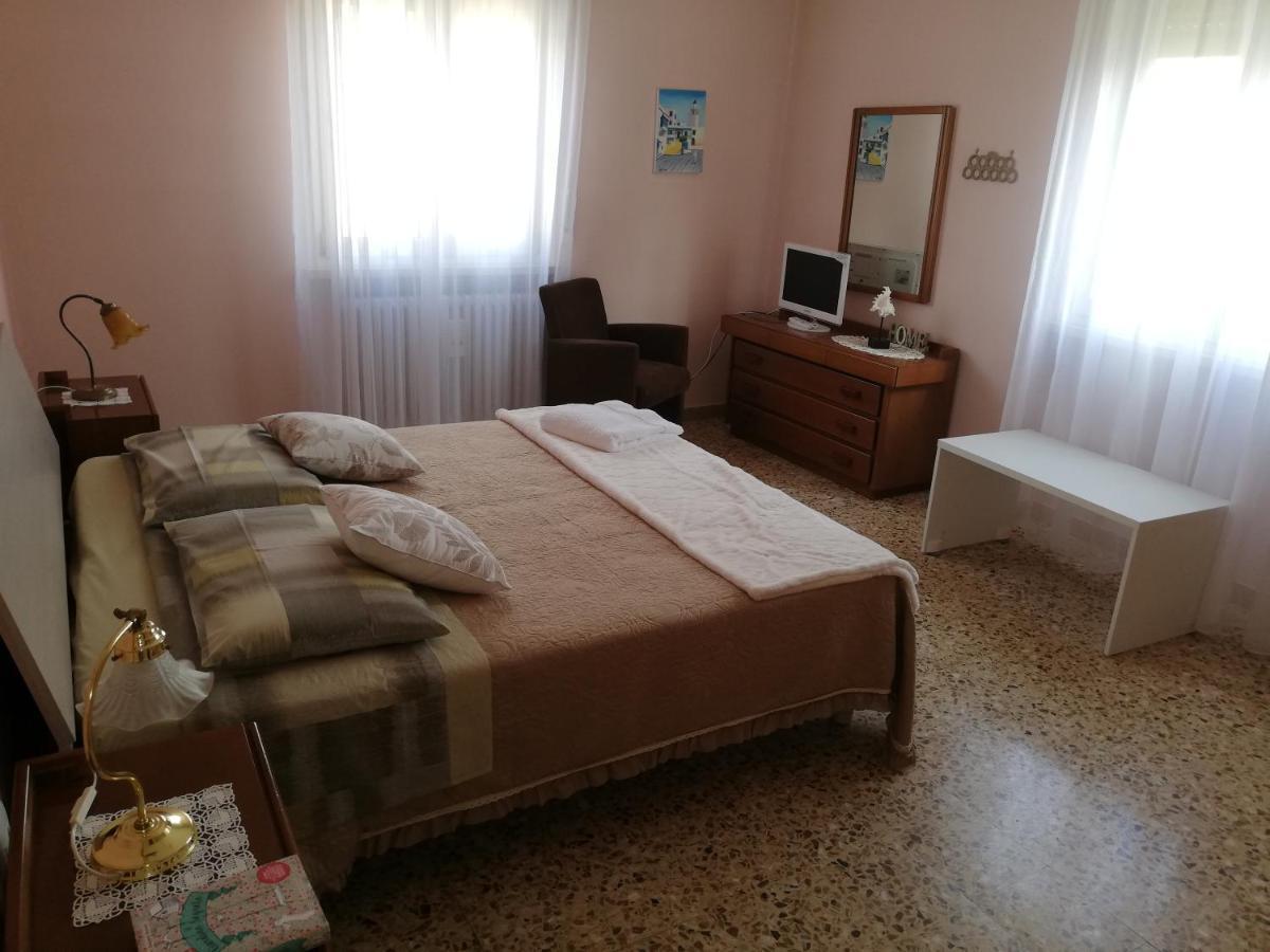 La Coquille Appartamento Vicino All'Ospedale نيغرار المظهر الخارجي الصورة